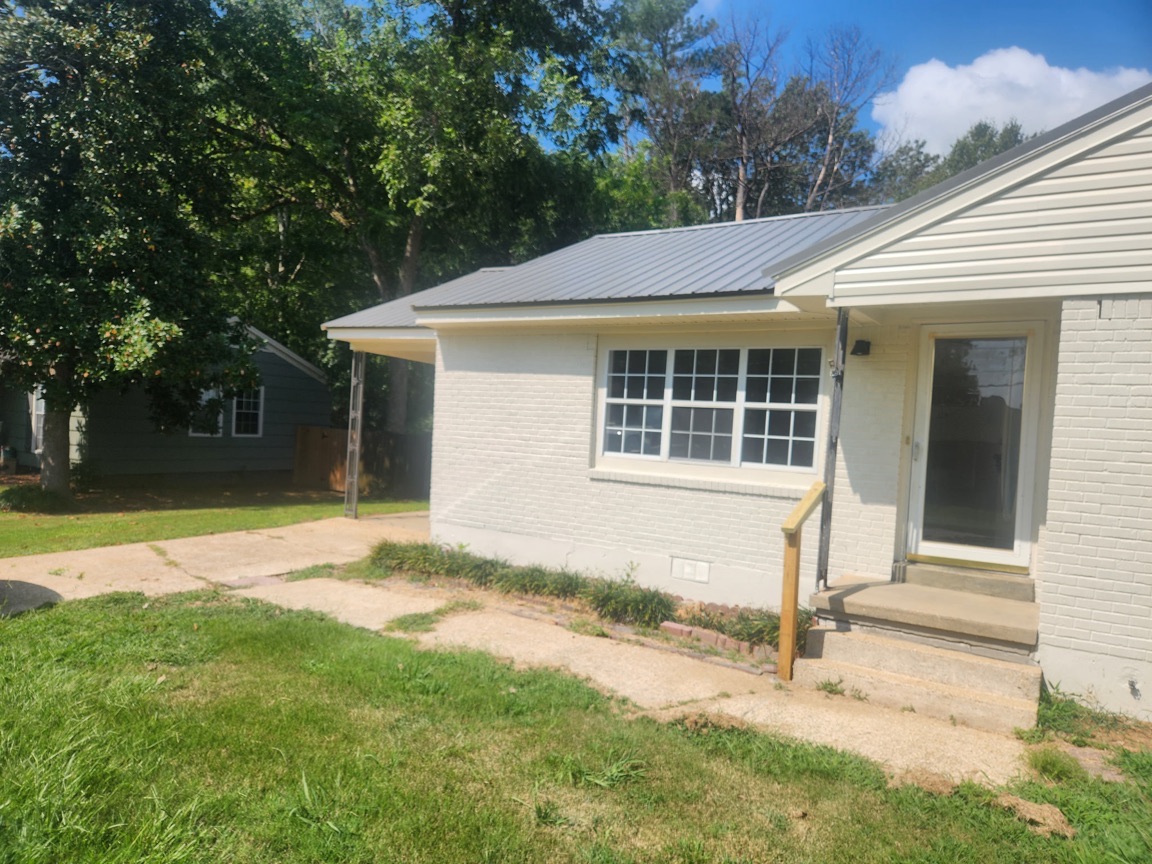 709 Vassar Drive