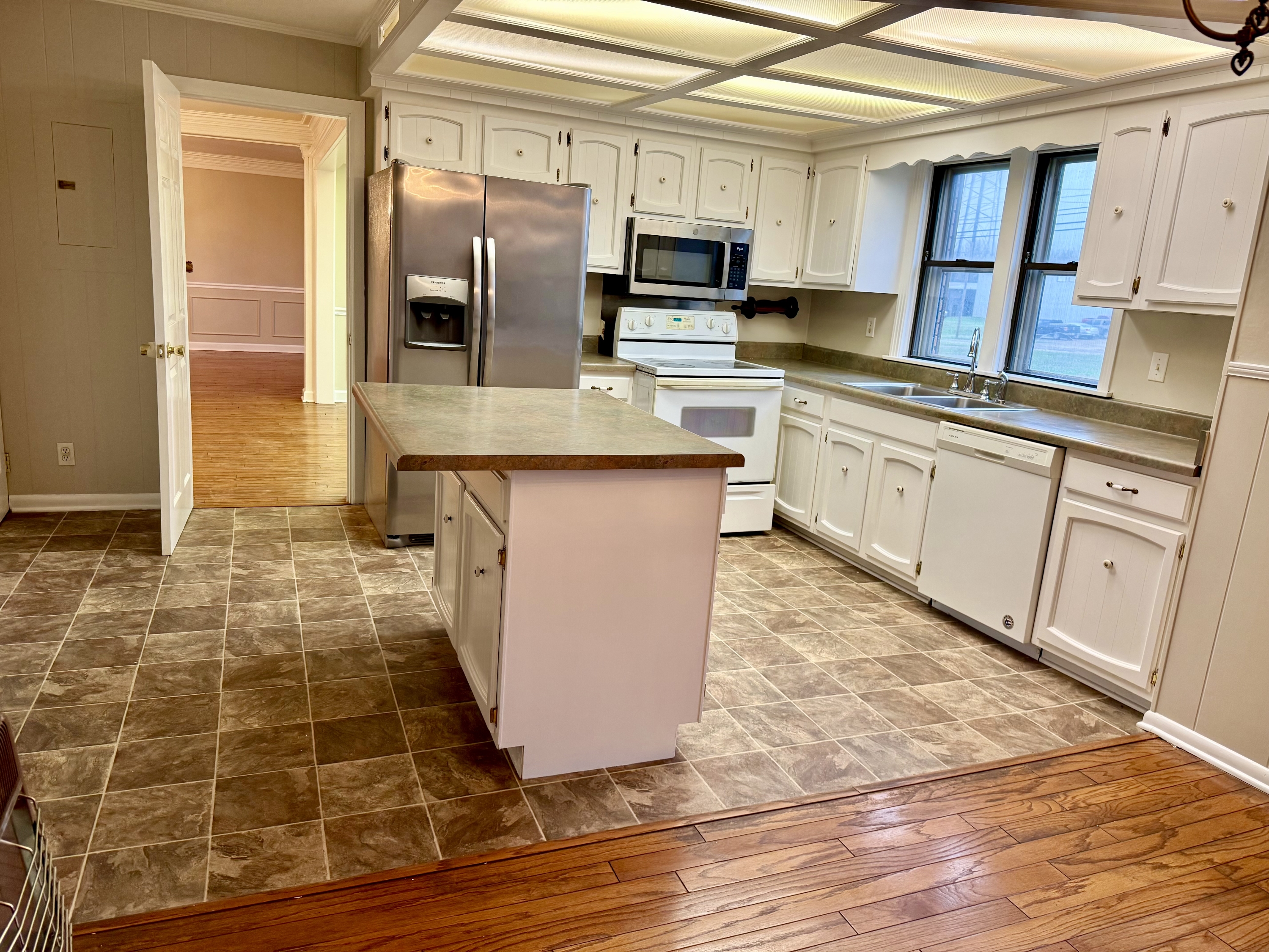 Property thumbnail image