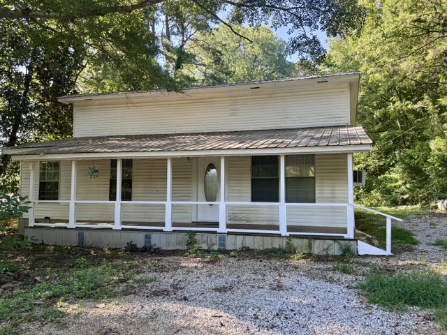 1048 County Road 203